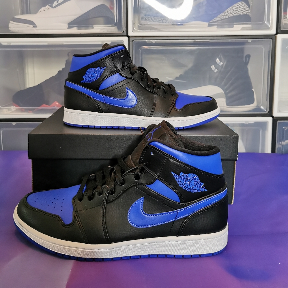 Jordan 1 mid royal toe